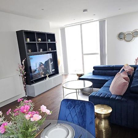 2 Bed Luxurious Apartments Canary Wharf 伦敦 外观 照片