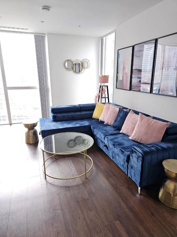 2 Bed Luxurious Apartments Canary Wharf 伦敦 外观 照片